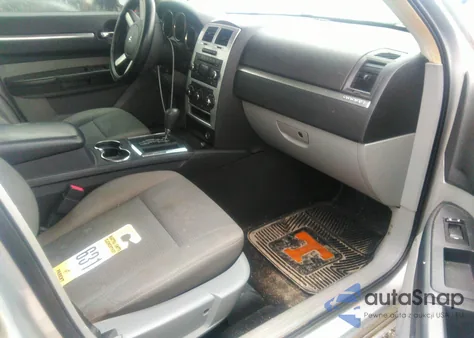 2009 Dodge Charger Sxt z USA, uszkodzony, nr VIN 2B3KA33V89H568103